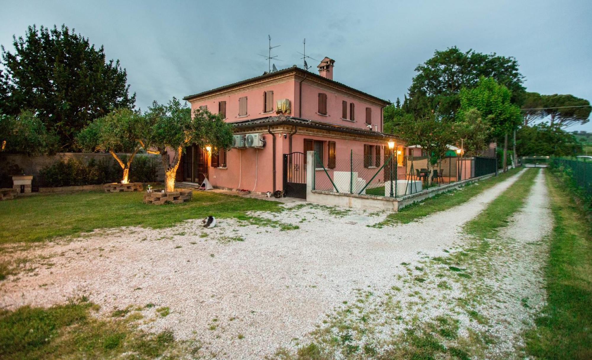 Готель Casa Di Marco E Kaila Тавуллія Екстер'єр фото
